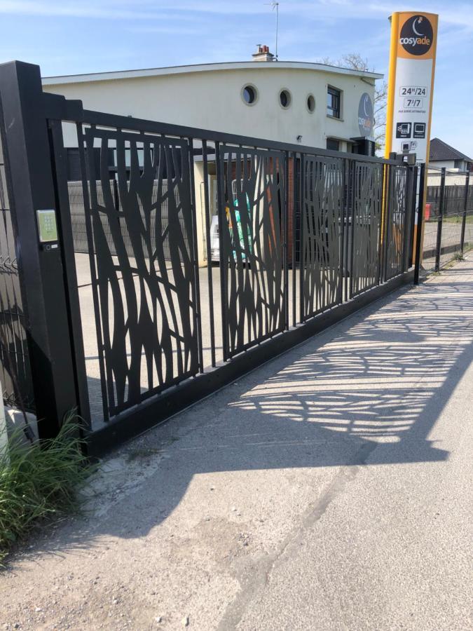 Residence Cosyade Equipee D'Un Parking Prive Gratuit Bourbourg Eksteriør bilde